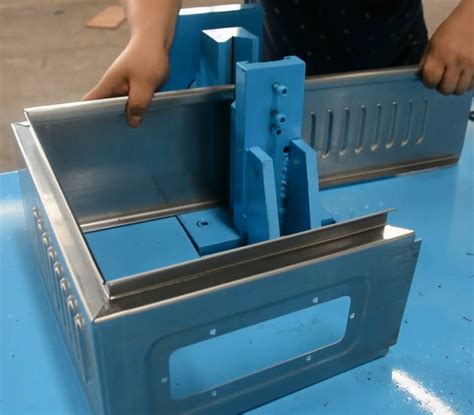 electrical modular box making machine|Sheet metal box roll forming machine for distribution board.